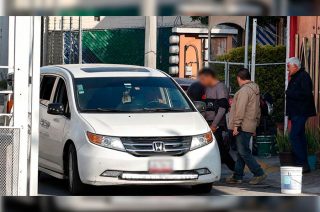 Miguel “N” salió por su propio pie tras varias horas de negociación con autoridades estatales y federales, poniendo fin al operativo de seguridad desplegado en Los Héroes Sexta Sección.