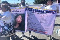 Colectivos y familiares bloquean Periférico Norte exigiendo la aparición de Kimberly Moya