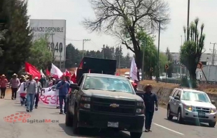 #Video #Precaución: Bloquea Antorcha Campesina la vialidad Toluca-Tenango y Pino Suárez