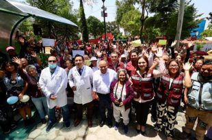 Autoridades municipales entregaron las obras de rehabilitación del Centro de Salud Cuauhtémoc IMSS-Bienestar y del espacio deportivo contiguo.