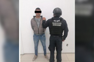 El detenido, de nacionalidad colombiana, habría intentado sobornar a los policías para evitar su aseguramiento y es investigado por posible vínculo con la modalidad “gota a gota”.