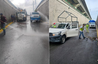 Desde tempranas horas de este domingo los servidores públicos llegaron con el vactor para despejar la calle, con lo que continúan las acciones para salvaguardar la integridad y patrimonio de las familias toluqueñas.