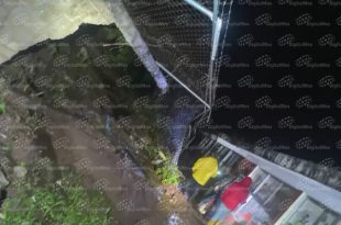 Daños en una barda forman parte de las afectaciones ocasionadas por la tromba en San Pedro Tenayac.