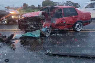 El accidente ocurrió en el kilómetro 6 y dejó lesionado al conductor de un Volkswagen Jetta rojo.