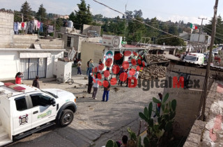 Camión sin frenos provoca accidente en Santa María Nativitas
