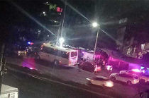 De acuerdo con los primeros reportes, en la colonia Luis Echeverría un hombre y una mujer fueron agredidos con disparos de arma de fuego.