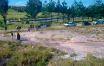 Abandonan dos cuerpos con tiro de gracia en minas de Aculco