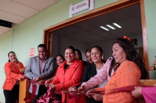 La presidenta municipal Lupita Díaz reafirmó el compromiso de su administración de promover programas que fomenten la igualdad, el respeto y la seguridad para todas las mujeres ixtlahuaquenses.