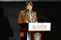 #Video: Delfina Gómez llama a presidentes del #Edoméx a trabajar en unidad y no traicionar al pueblo