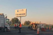 La circulación se vio afectada mientras se realizaban las labores de limpieza y retiro de la unidad siniestrada.