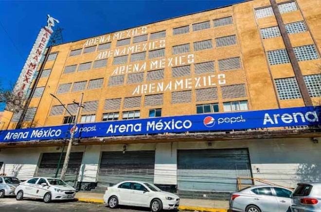 Este histórico recinto del Consejo Mundial de Lucha Libre guarda infinidad de historias deportivas sobre el ring, pero también algunas otras, un tanto misteriosas, tras bambalinas.