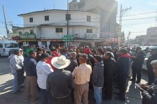 Los manifestantes aseguran que continuarán las protestas hasta que se tome una decisión favorable a sus demandas.