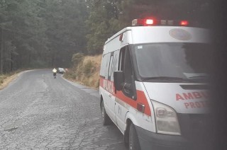 Los oficiales encontraron una camioneta Ford F150 blanca con placas del Estado de Guerrero.