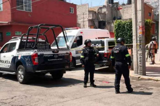 Vecinos reportaron las detonaciones y la Fiscalía tardó varias horas en arribar al lugar.