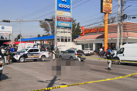 El percance dejó un hombre sin vida y una mujer lesionada sobre la avenida José López Portillo