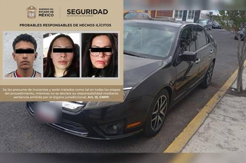 Keilani “N”, Mónica “N” y José “N”, este último de nacionalidad venezolana, fueron detenidos por policías estatales y municipales.