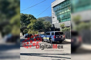 Al sitio acudieron paramédicos del Servicio de Urgencias del Estado de México (SUEM), quienes confirmaron que ambas mujeres habían fallecido, encontrándose en avanzado estado de descomposición.