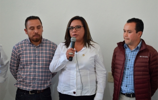 Aprueban diputados 13 mil millones para carreteras del sur: Violeta Nova