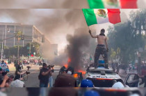 Manifestaciones en Los Ángeles y Nueva York fueron reprimidas con gases lacrimógenos y fuerza policial.