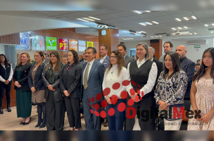 Martín Martínez Cortázar rindió protesta como vocal ejecutivo de la Junta Local del INE en el Estado de México durante una ceremonia con enlace nacional encabezada por la consejera Claudia Zavala.