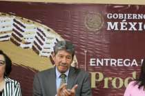 Utilizan programas sociales para promover a morenista