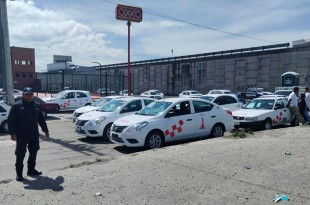 Personal de la Secretaría de Gobernación ya se encuentra en el lugar para llegar a un acuerdo con los manifestantes.