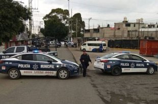 Policías resguardaron la zona donde ocurrió el ataque armado contra trabajadores de la Ruta 69, en Los Reyes La Paz.