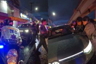 Elementos de seguridad durante el operativo que permitió recuperar una camioneta robada y detener a dos presuntos responsables en Ecatepec.