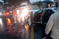 Taxista y pasajeros entre los cinco heridos