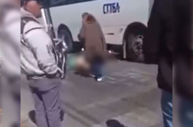 #Video: Ciclista queda gravemente herido tras ser atropellado por camión en Paseo Tollocan