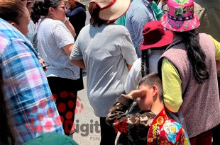 Este seguro de vida se otorga por el fallecimiento de la mujer beneficiaria, de su cónyuge o de alguno de sus hijos.