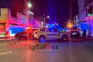 El percance ocurrió la madrugada de este martes, cuando perdió el control y se impactó contra un poste.