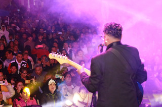 Los asistentes podrán bailar y cantar al ritmo de Arturo Jaimes y Los Cantantes, Alberto López -voz gemela de Joan Sebastián-, Banda Cerro de la Gloria y El Mememix "El Poder de la Cumbia”