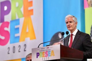 Encabeza el mandatario mexiquense la ceremonia por el 199 Aniversario de la Fundación del Estado de México.