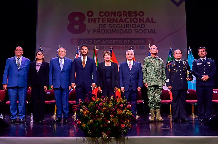 La gobernadora inauguró el 8º Congreso Internacional de Seguridad y Proximidad Social en Nezahualcóyotl, donde destacó la importancia de recuperar la confianza ciudadana para consolidar la paz.
