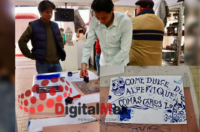 Jóvenes realizan grabado en taller de la Feria del Alfeñique 2025