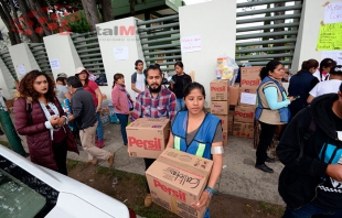 Universitarios toman en sus manos colecta para afectados por el sismo