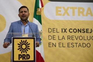 Con dos terceras partes de sus integrantes el Consejo Estatal eligió nuevo presidente.