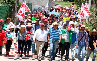 Va Fernando Zamora por la seguridad de las familias en Toluca