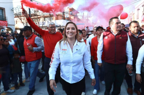 Ana Muñiz Neyra encabeza la inauguración de la rehabilitación de la avenida Benito Juárez