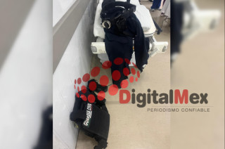 Pertenencias del oficial resguardadas en el área hospitalaria mientras se mantiene la atención médica