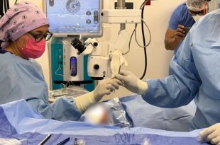 Treinta personas sin seguridad social recuperaron la visión tras ser intervenidas durante una jornada gratuita de cirugías.