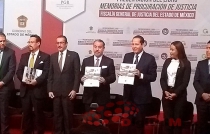 Preside gobernador presentación del libro &quot;Memorias de Justicia&quot;