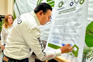 Diez compromisos se signaron a favor del desarrollo económico del Valle de Toluca