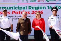 Manuel Vilchis Viveros, presidente municipal de Zinacantepec, en compañía de Ana Aurora Muñiz Neyra, alcaldesa de San Mateo Atenco, dio el banderazo de arranque al Operativo Intermunicipal Fiestas Patrias 2026.