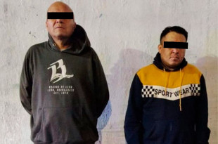 Dos presuntos integrantes de La Chokiza fueron detenidos en Ecatepec con chalecos tácticos, droga, armas y efectivo. 