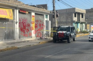 Junto al cadáver había un refresco, que se presume estaba consumiendo el hombre antes de morir.