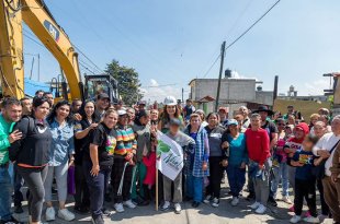 El proyecto contempla concreto hidráulico, guarniciones, banquetas y señalamiento para mejorar la movilidad y atender un rezago de cuatro décadas.