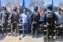 Los tres detenidos fueron puestos a disposición de la Fiscalía estatal tras ser asegurados con un arma de fabricación artesanal