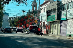 Al caminar por las calles comenzó a sentirse mal y se desvaneció